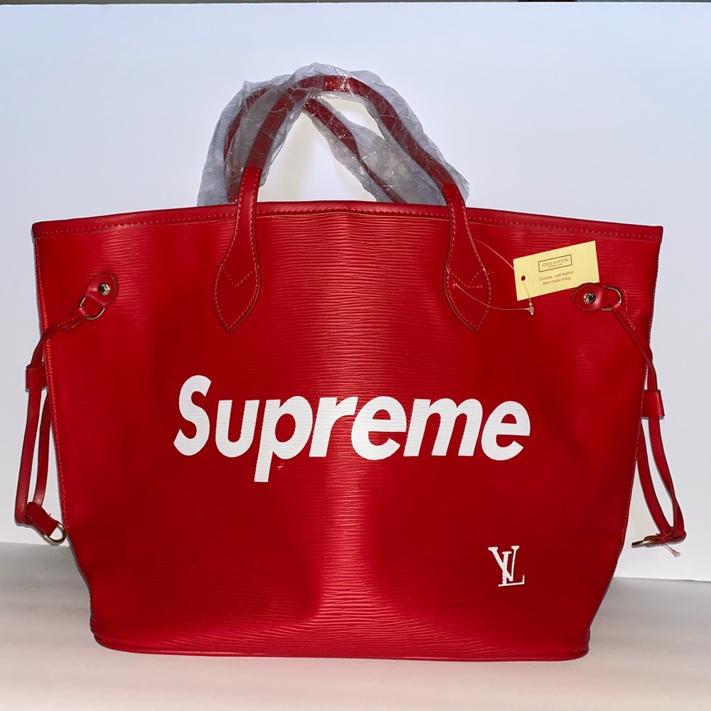 Oversized red bag with detachable pouch